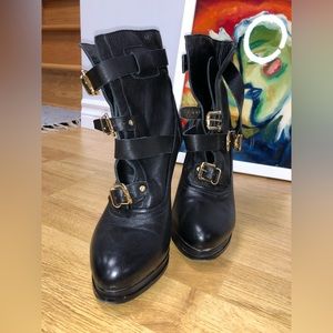 Black heeled boots Mac collection 8 1/2